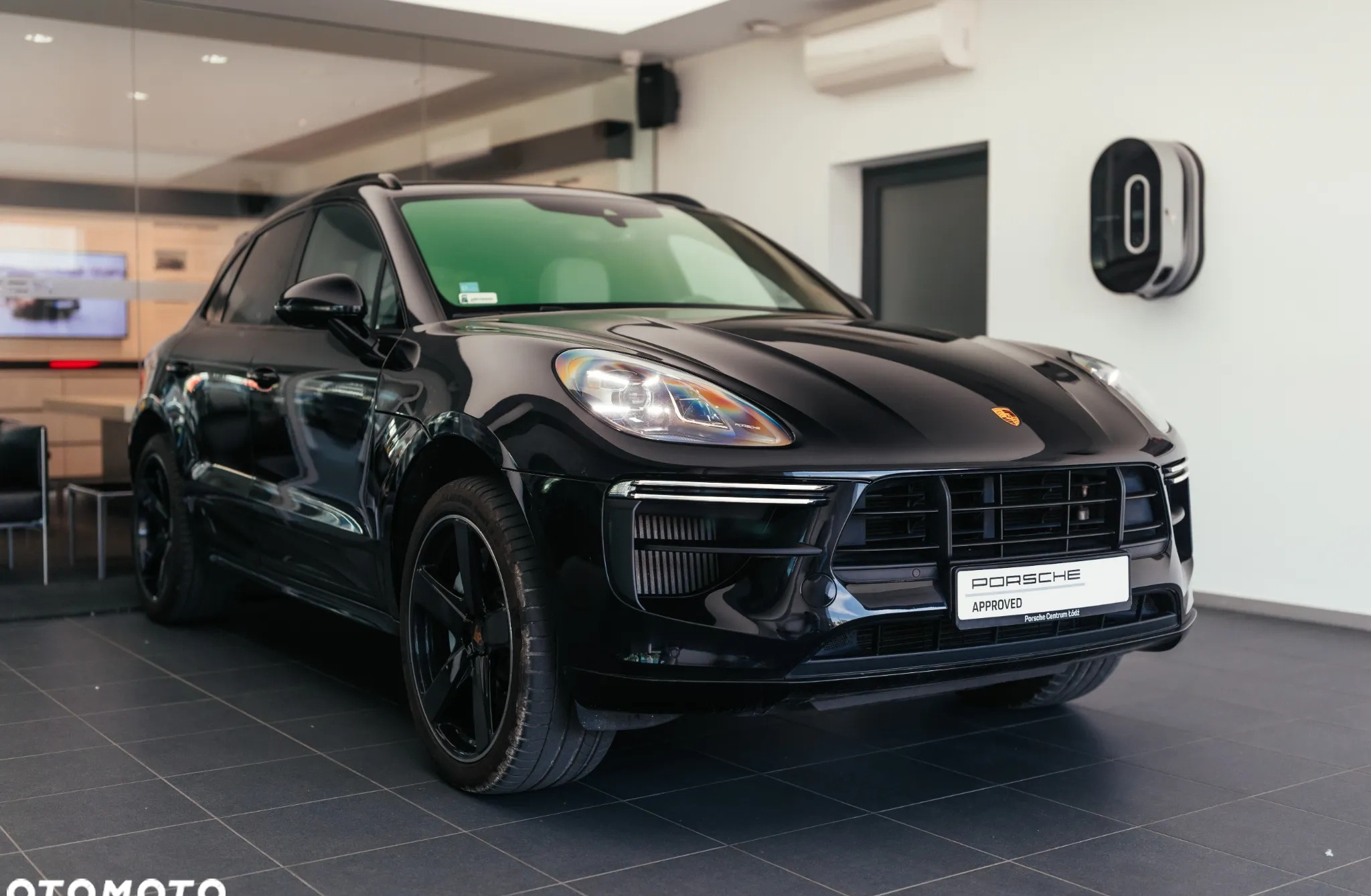 Porsche Macan cena 349900 przebieg: 46200, rok produkcji 2019 z Dąbie małe 562